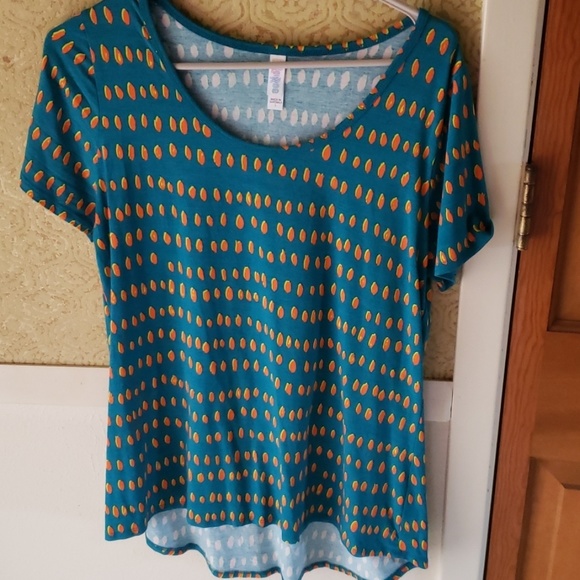 Lularoe classic tee - Picture 1 of 4